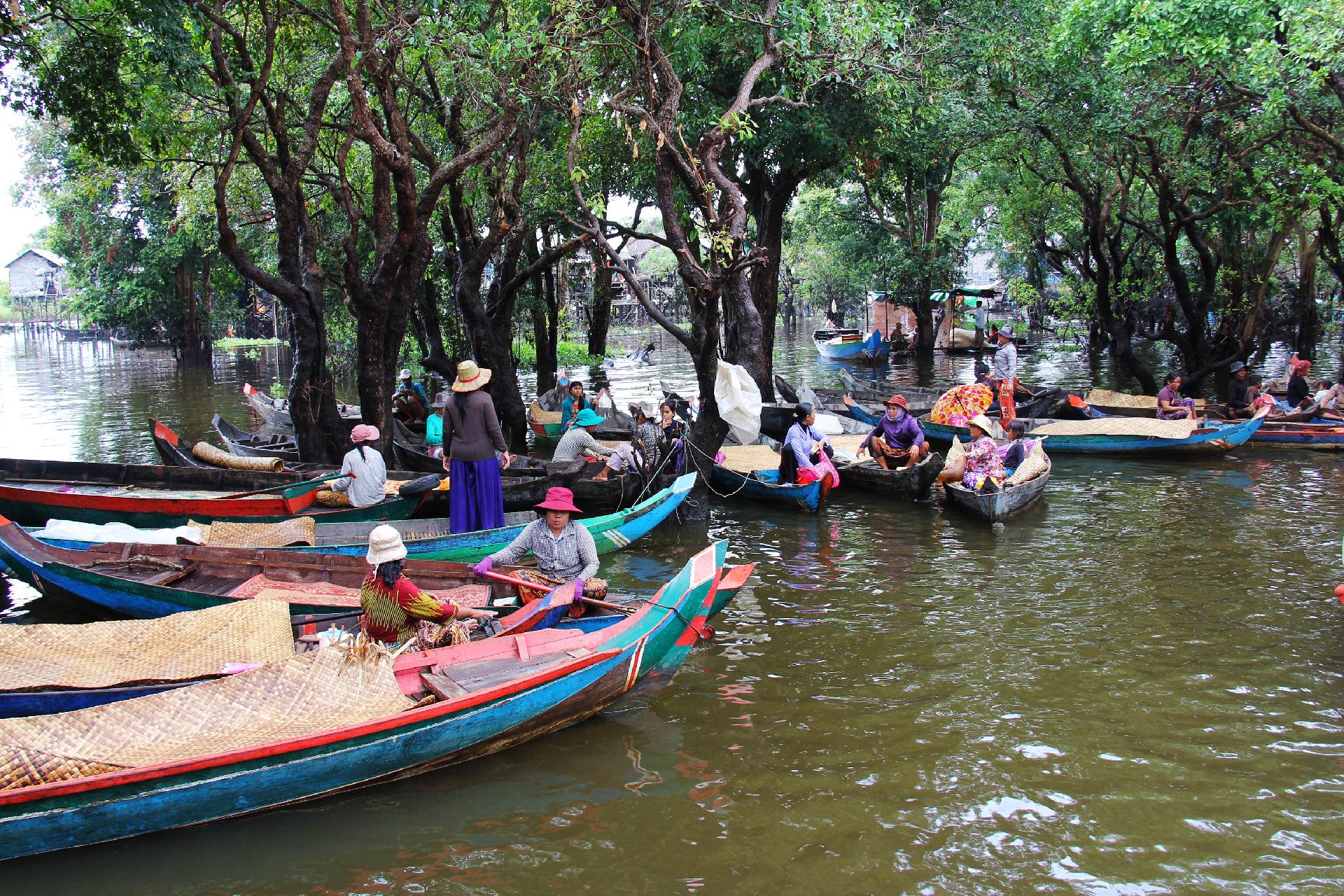 Siem Floating market, Cambodia Time