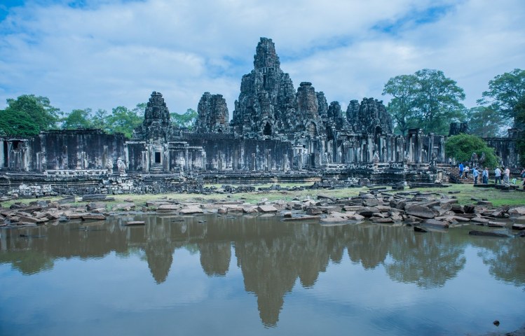 Cambodia considers allowing vaccinated tourists in fourth quarter