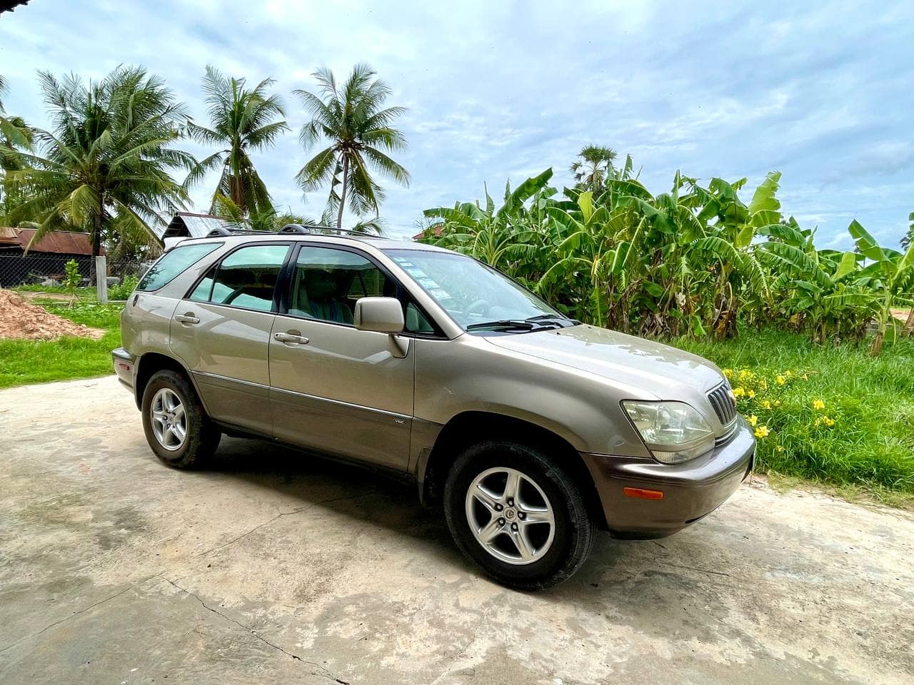 Luxus for Rent in Cambodia
